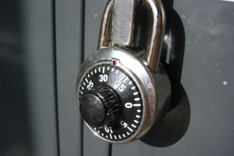 Mi az a Locktober? Jelentése, szabályai és a hálószobai lakat titkai - GenZ szótár 4. rész